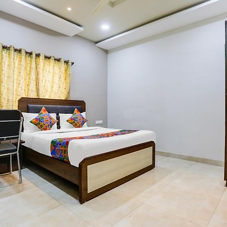 Fabhotel Johar Inn Rāipur Exteriör bild