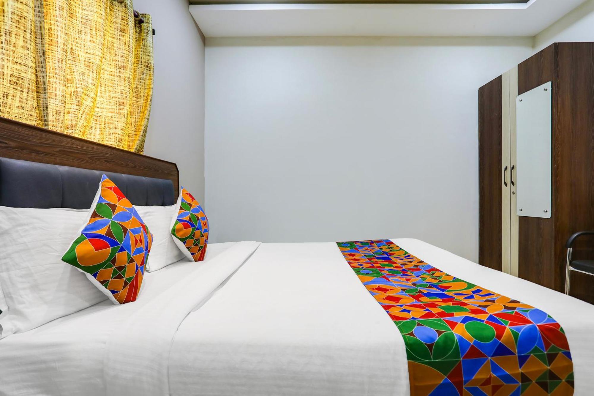 Fabhotel Johar Inn Rāipur Exteriör bild