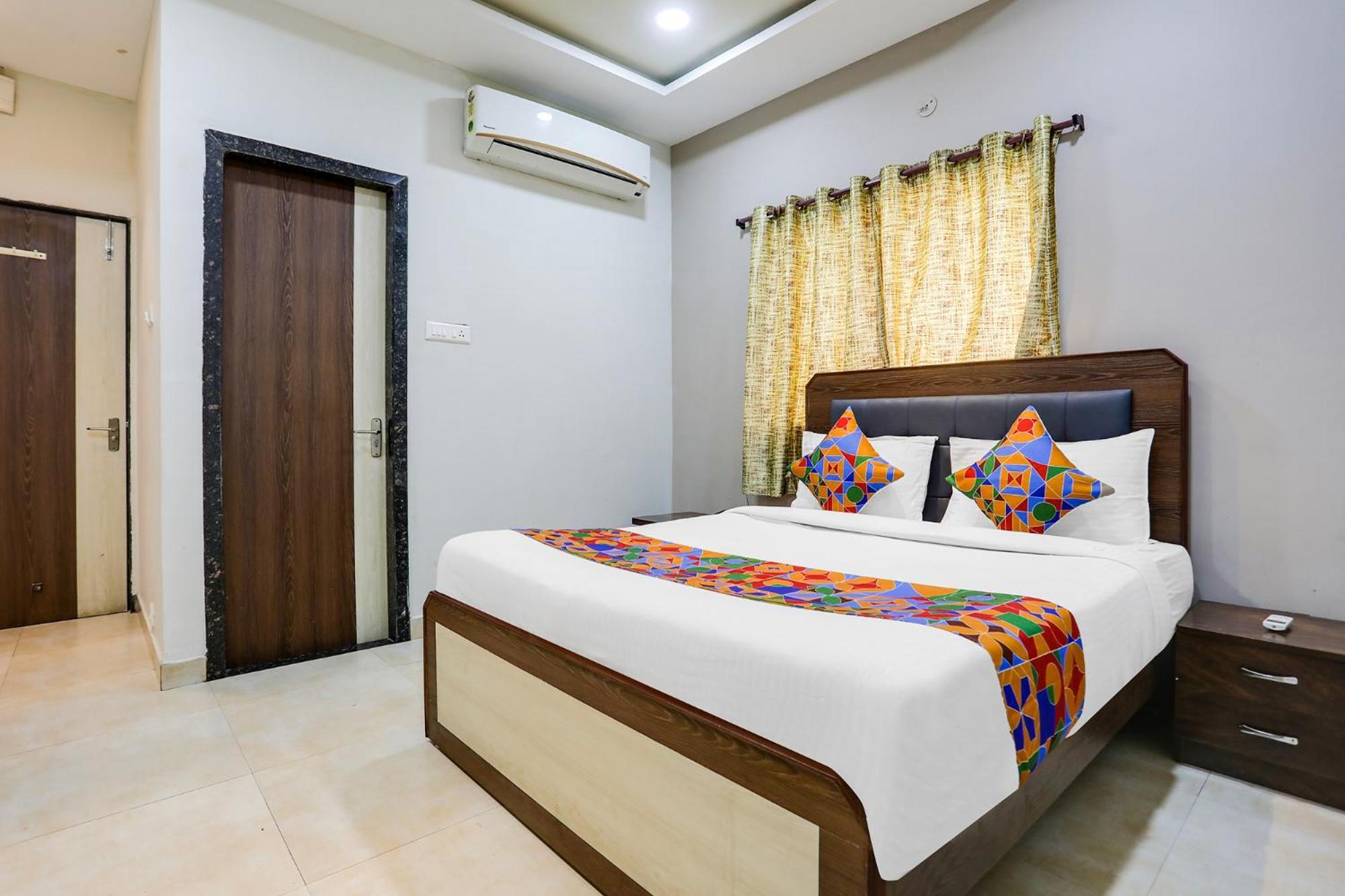 Fabhotel Johar Inn Rāipur Exteriör bild